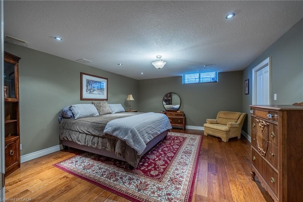 122 Donjon Boulevard Property Photo 30