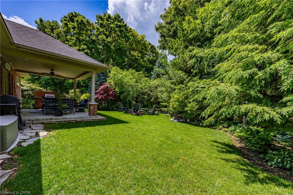 122 Donjon Boulevard Property Photo 33