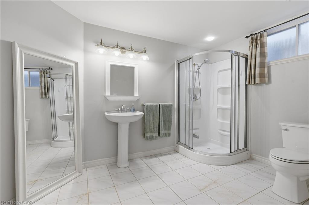1229 Nathaniel Crescent Property Photo 35