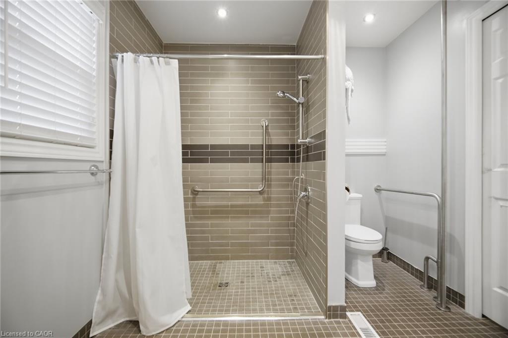 3217 Hazelwood Avenue Property Photo 13