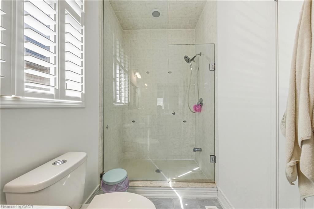 37 Lambert Crescent Property Photo 29