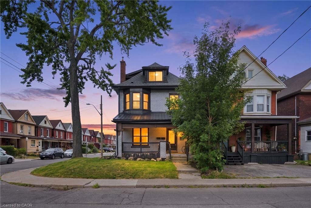 106 Barnesdale Avenue N Property Photo 1