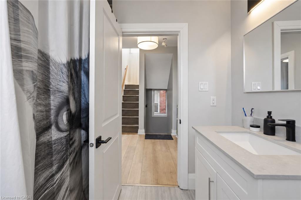 106 Barnesdale Avenue N Property Photo 25