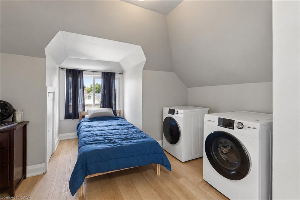 106 Barnesdale Avenue N Property Photo 29