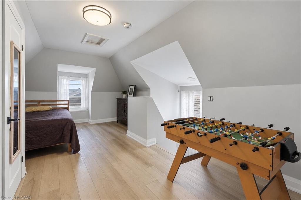 106 Barnesdale Avenue N Property Photo 32