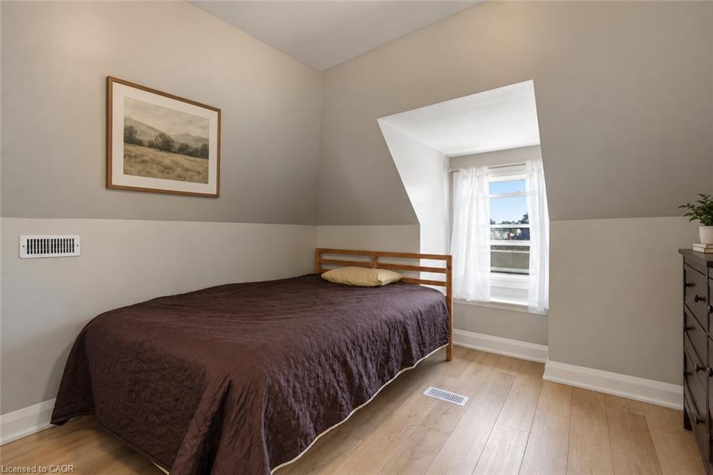 106 Barnesdale Avenue N Property Photo 33