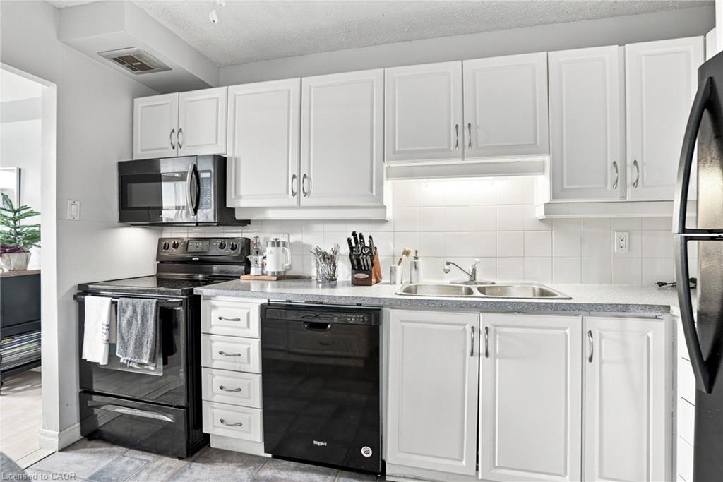 506-640 West Street Property Photo 17
