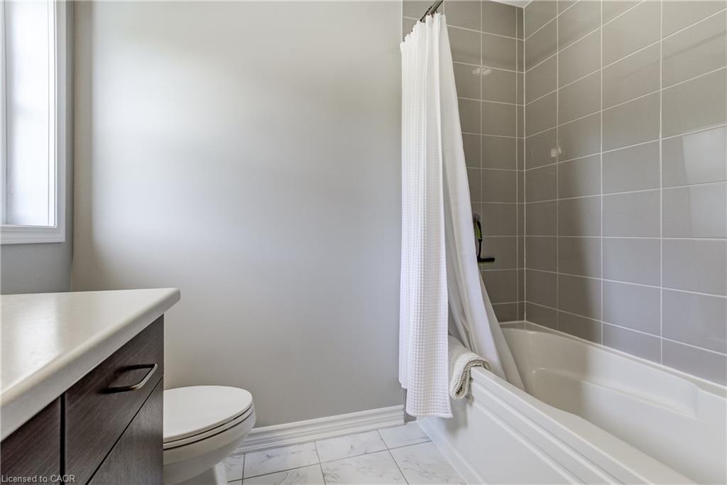 3-230 Avonsyde Boulevard Property Photo 36