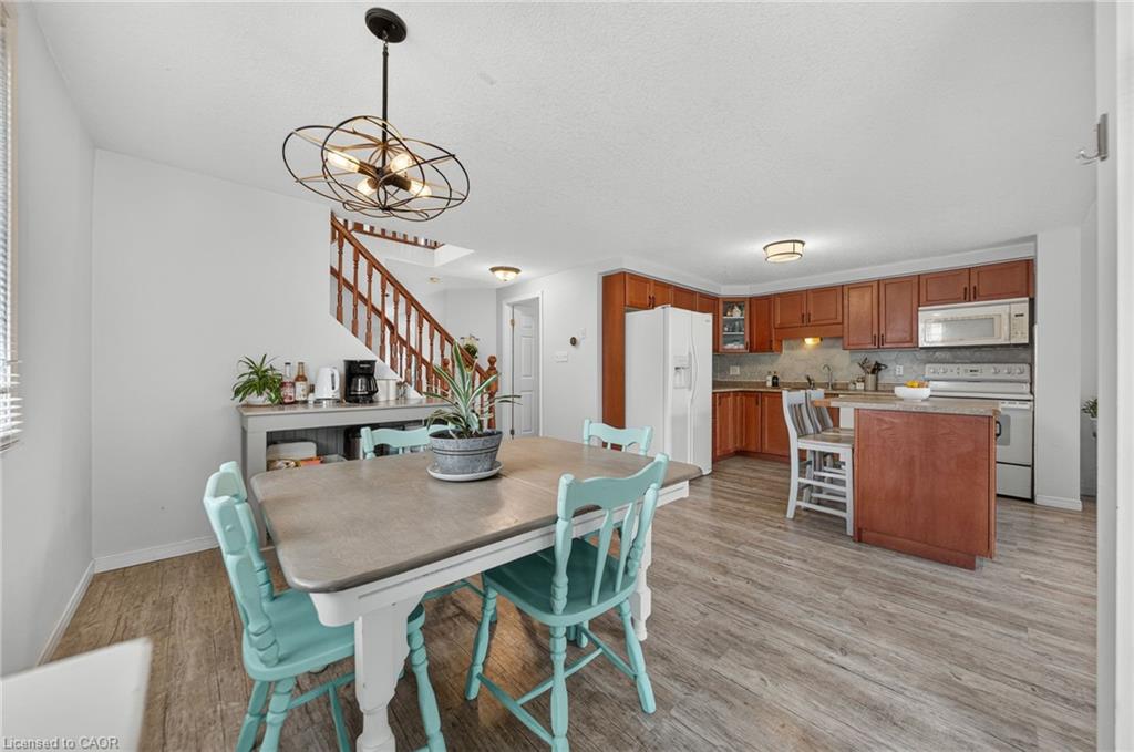 600 White Cedar Avenue Property Photo 7