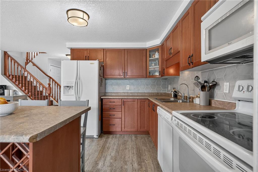 600 White Cedar Avenue Property Photo 11