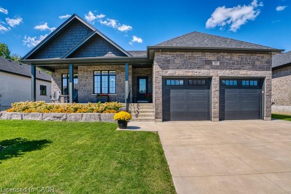 37 Gilmer Crescent Property Photo 1