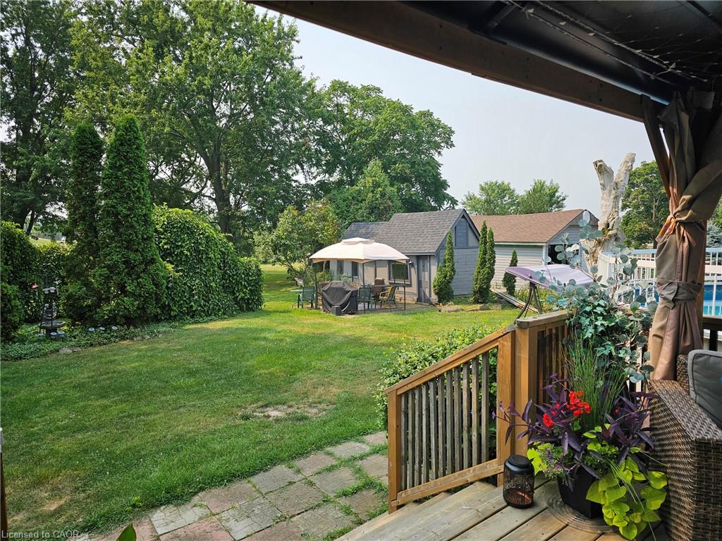 2340 Wilson Street W Property Photo 24