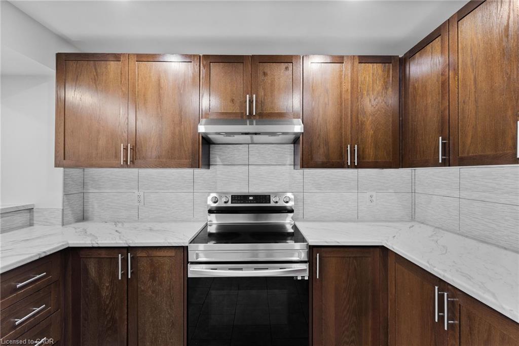 35 Thames Way Property Photo 12