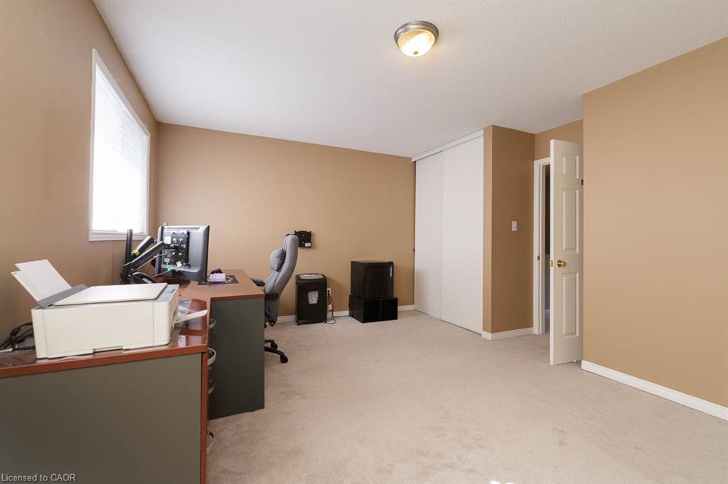 4345 Beverley Crescent Property Photo 10