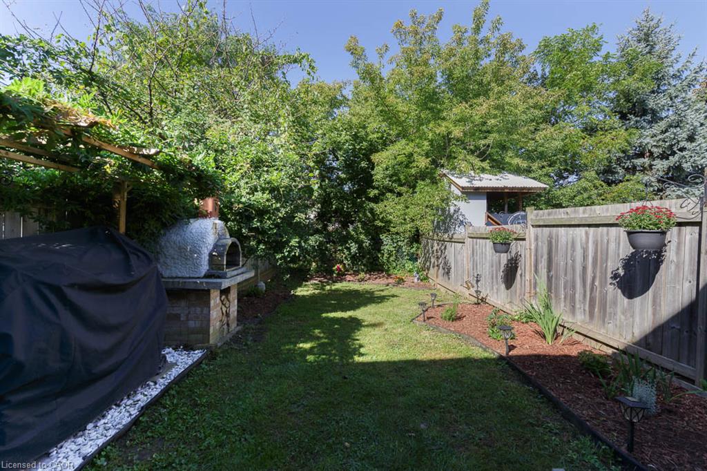 4345 Beverley Crescent Property Photo 15