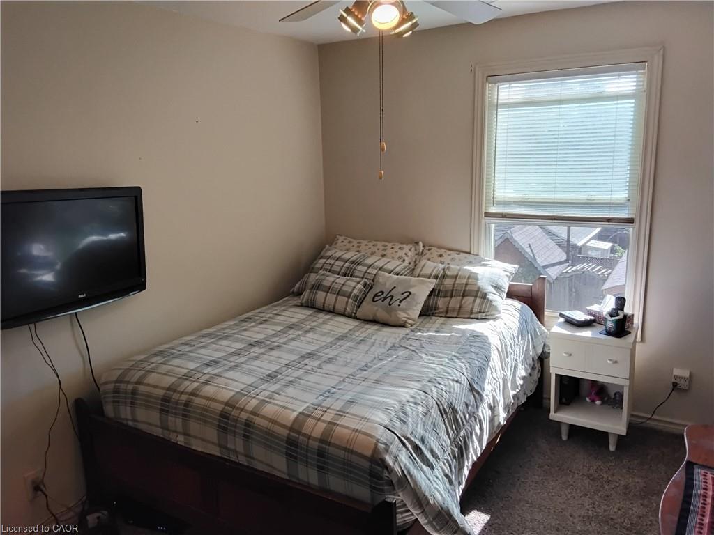 156 Leinster Avenue N Property Photo 15