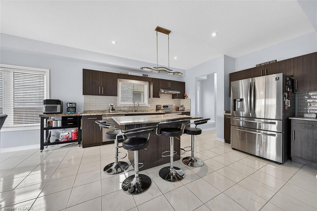 7773 Clendenning Street Property Photo 11
