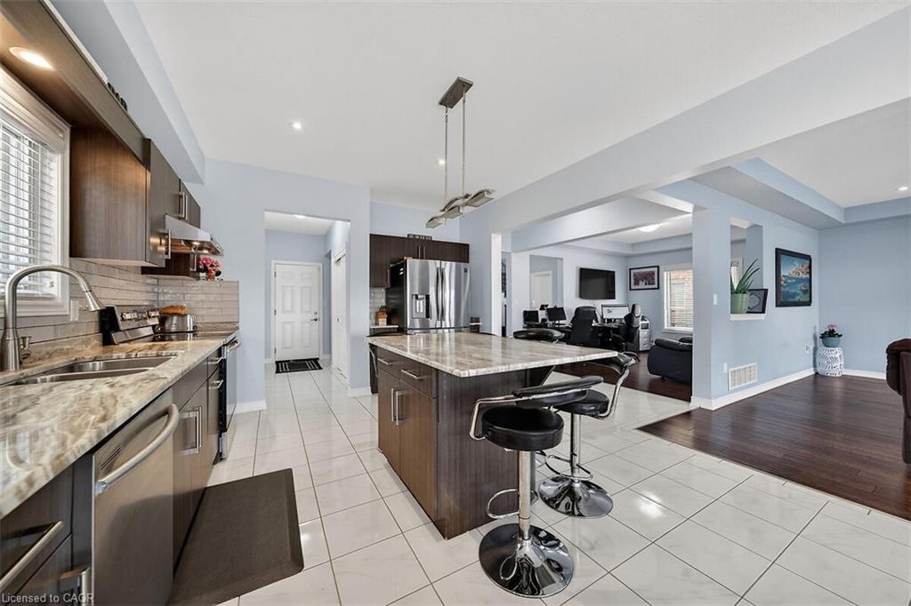7773 Clendenning Street Property Photo 15