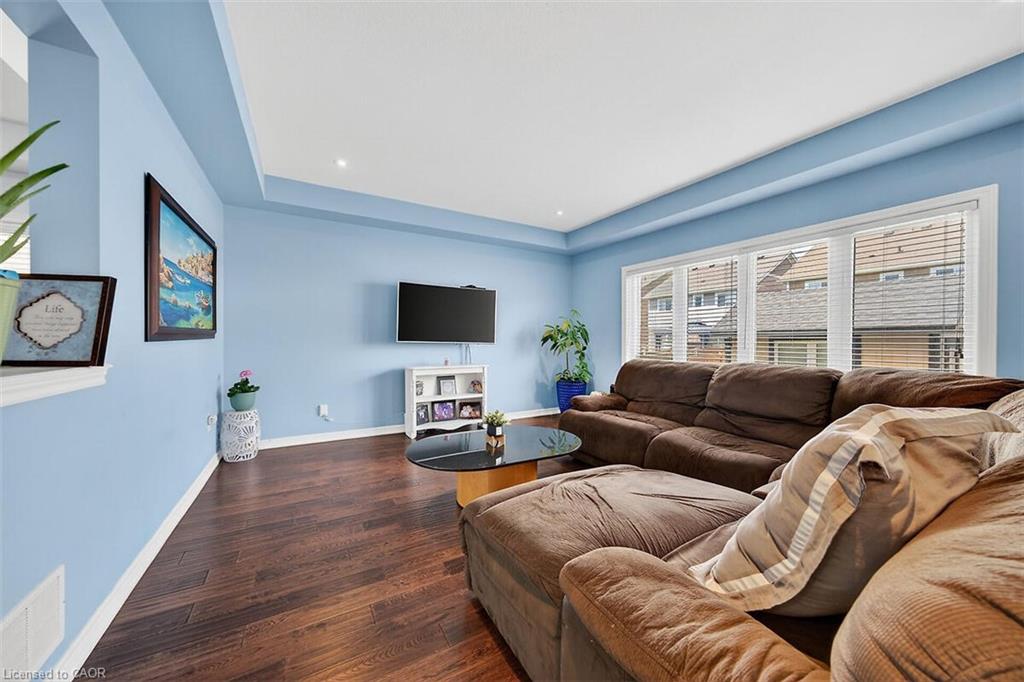 7773 Clendenning Street Property Photo 16