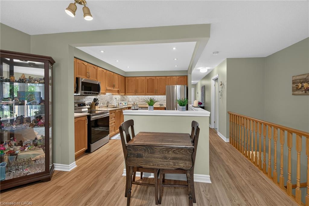 22-30 Braemar Avenue Property Photo 18