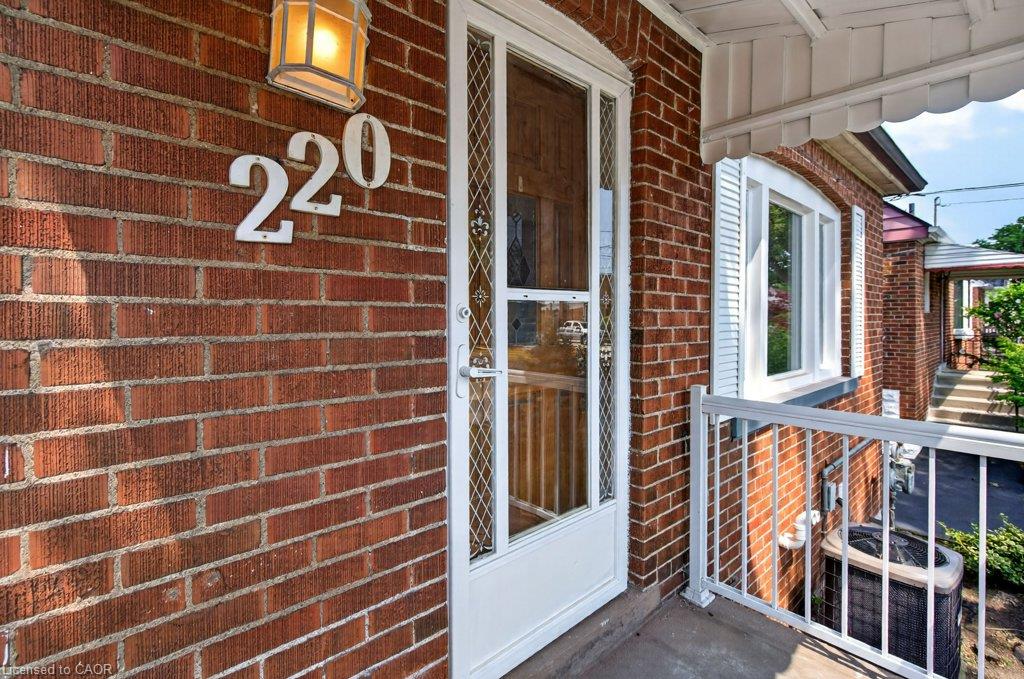 220 East 13th Street Property Photo 7