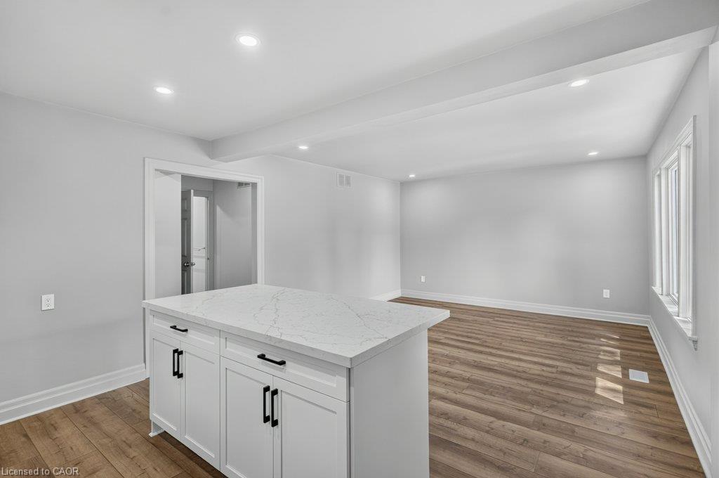 220 East 13th Street Property Photo 14