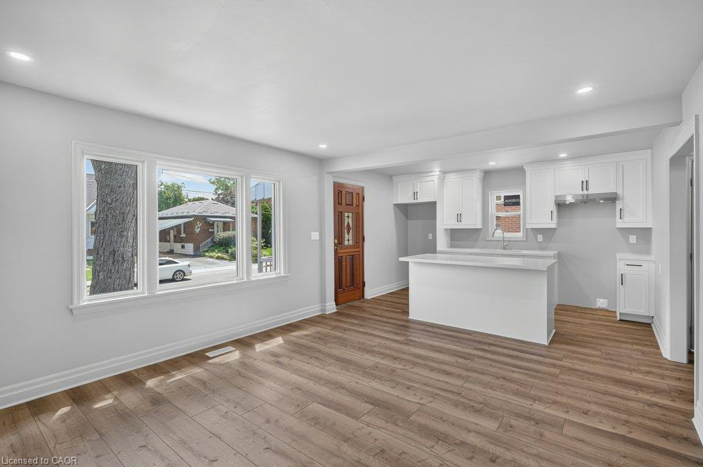 220 East 13th Street Property Photo 17