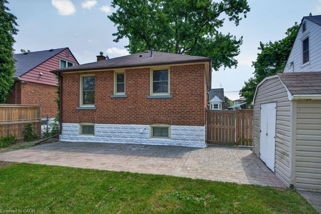 220 East 13th Street Property Photo 40