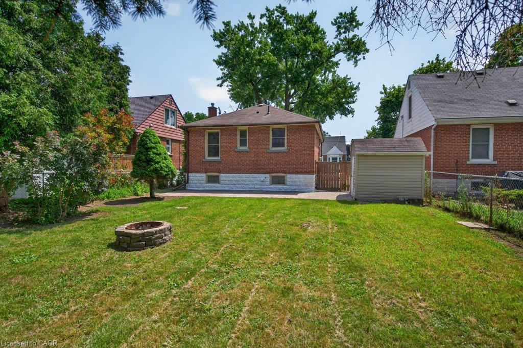 220 East 13th Street Property Photo 41