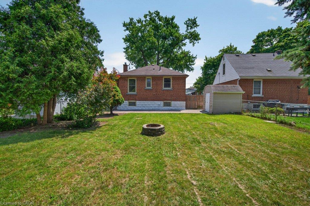 220 East 13th Street Property Photo 42