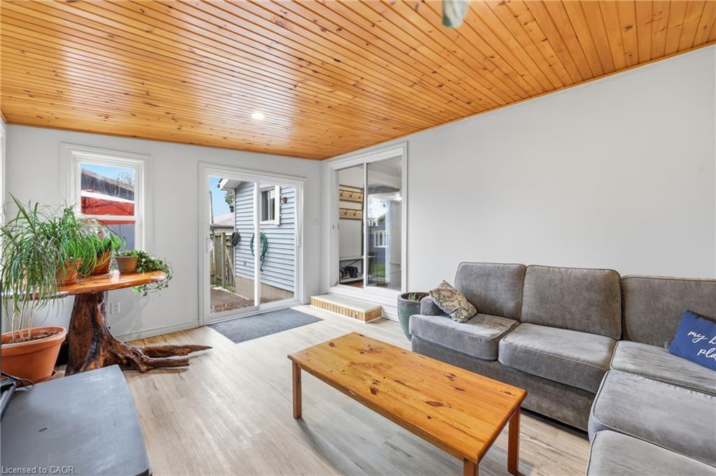 18 Foley Street Property Photo 26