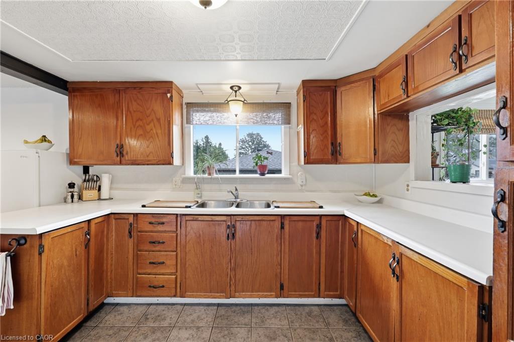 18 Foley Street Property Photo 27