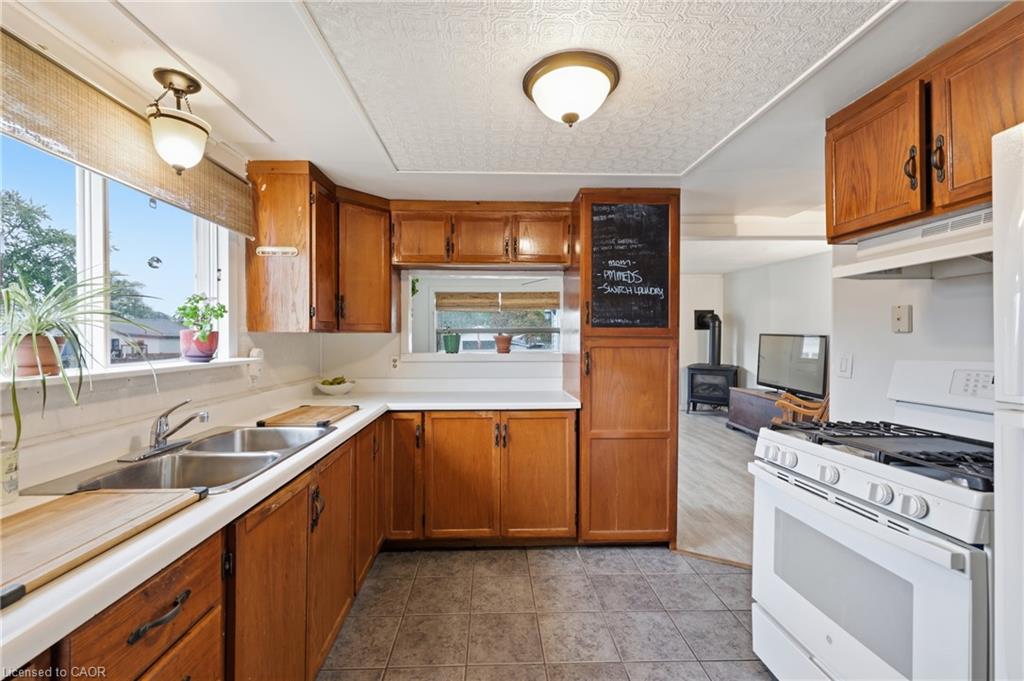18 Foley Street Property Photo 29