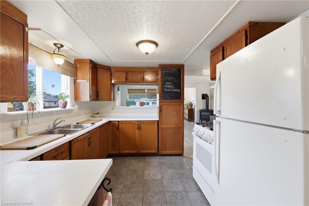 18 Foley Street Property Photo 30