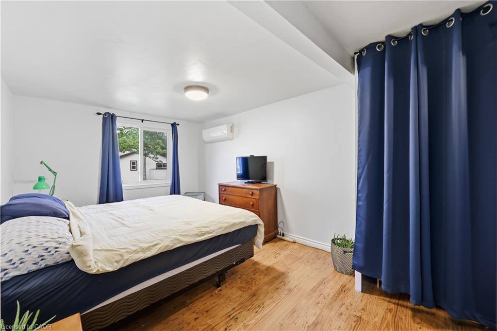 18 Foley Street Property Photo 34