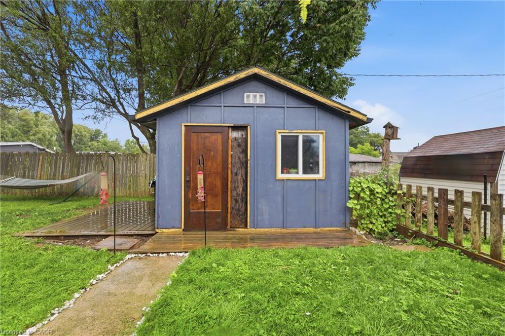 18 Foley Street Property Photo 44