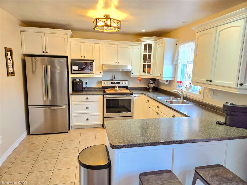 17 Driftwood Drive Property Photo 8