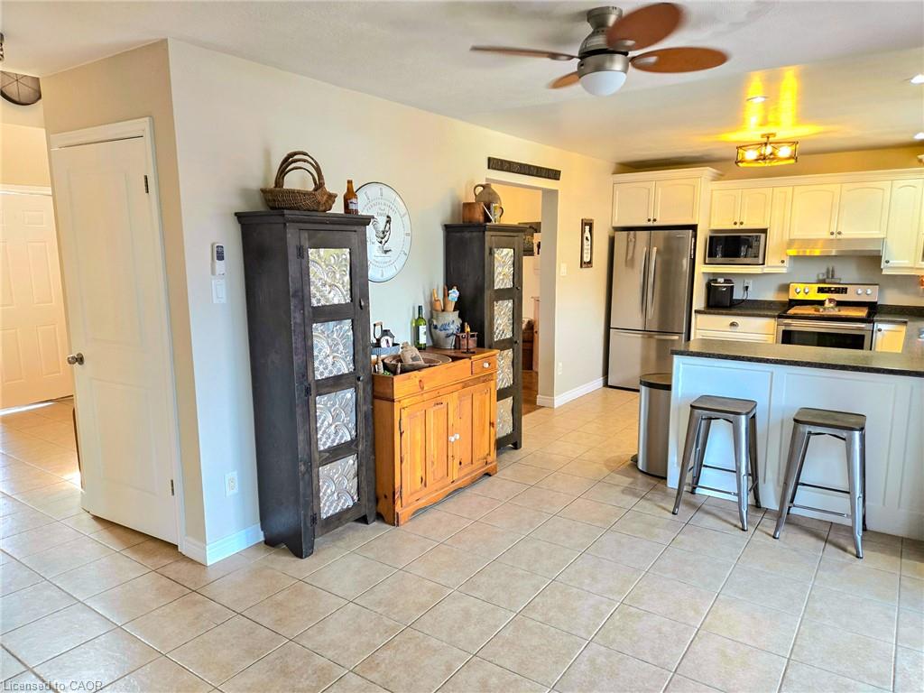 17 Driftwood Drive Property Photo 9