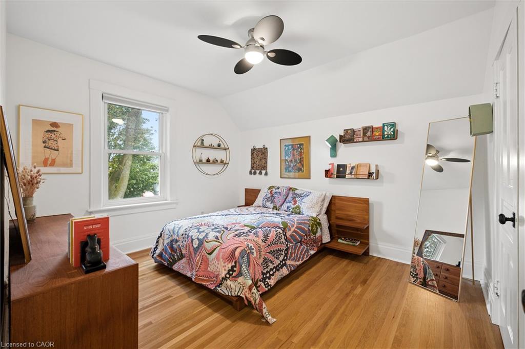 32 Mary Street Property Photo 24