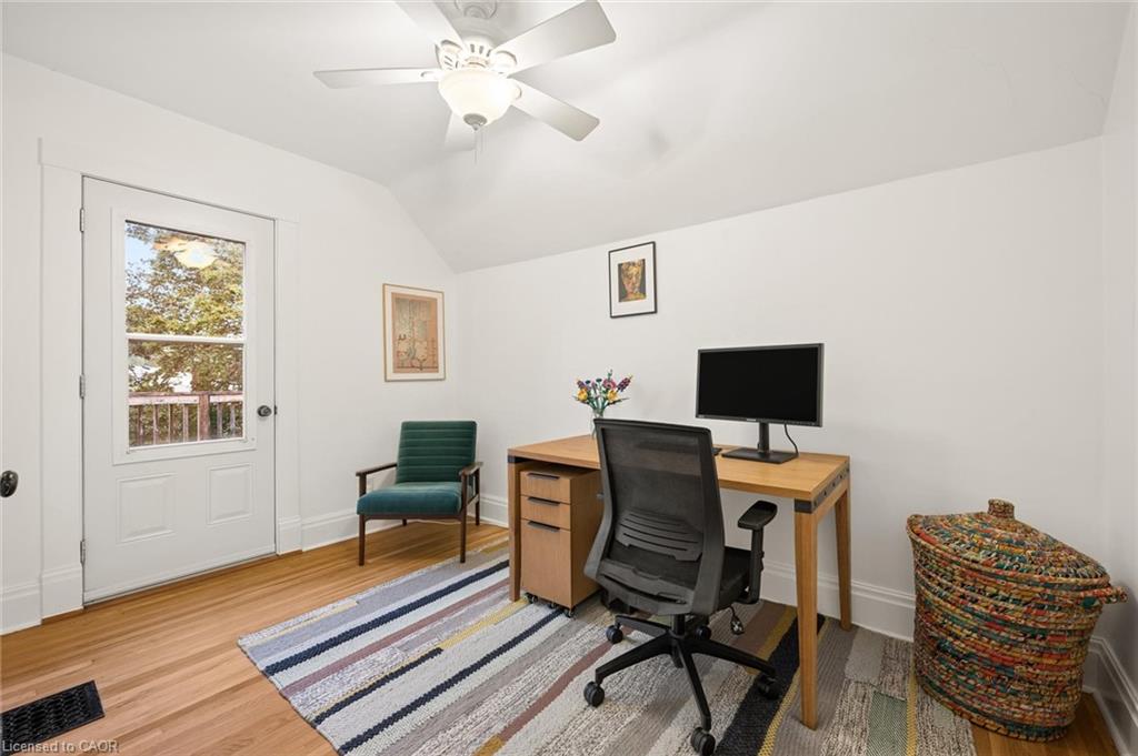 32 Mary Street Property Photo 26