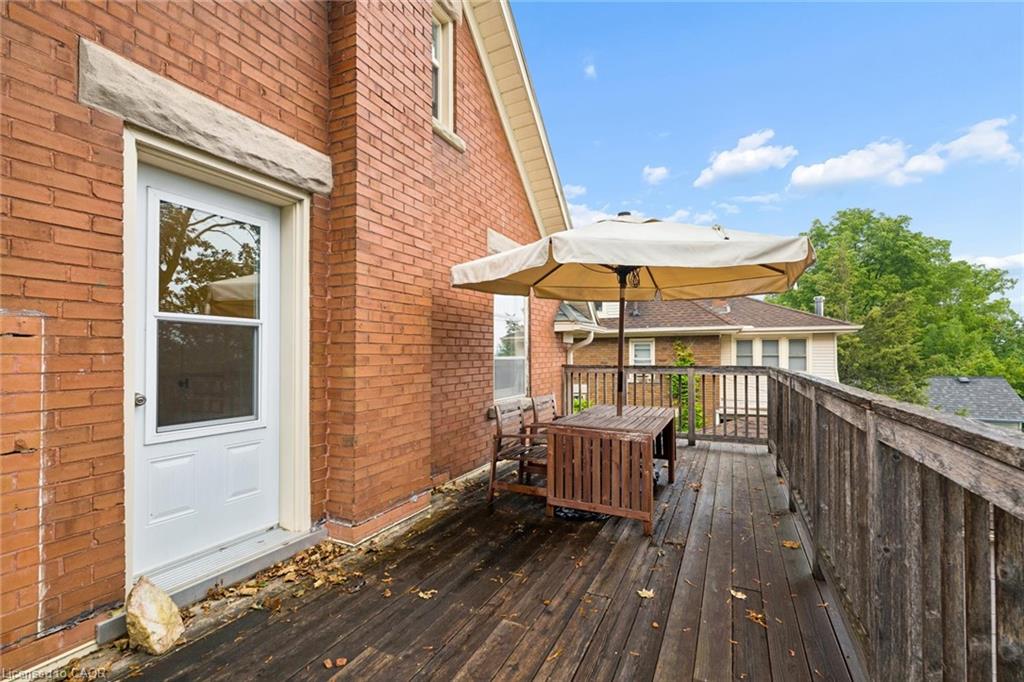 32 Mary Street Property Photo 27