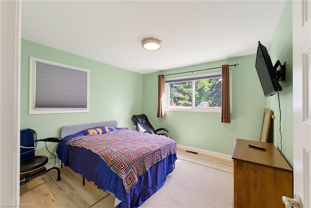 11 Redwood Road Property Photo 10