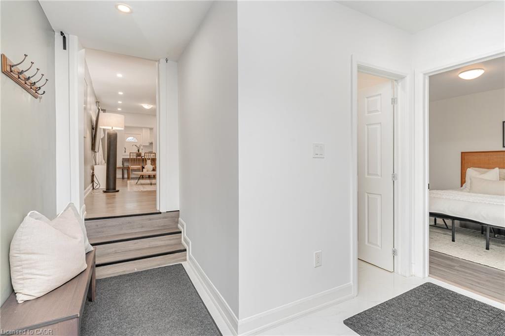 4 Robins Avenue Property Photo 8