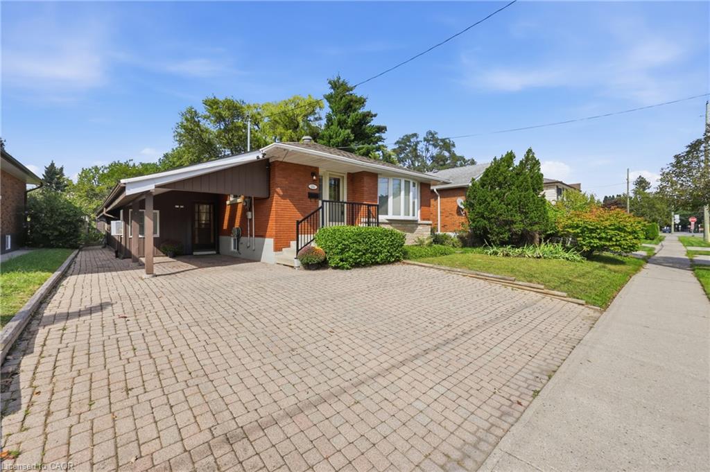 304 Whitney Avenue Property Photo 3