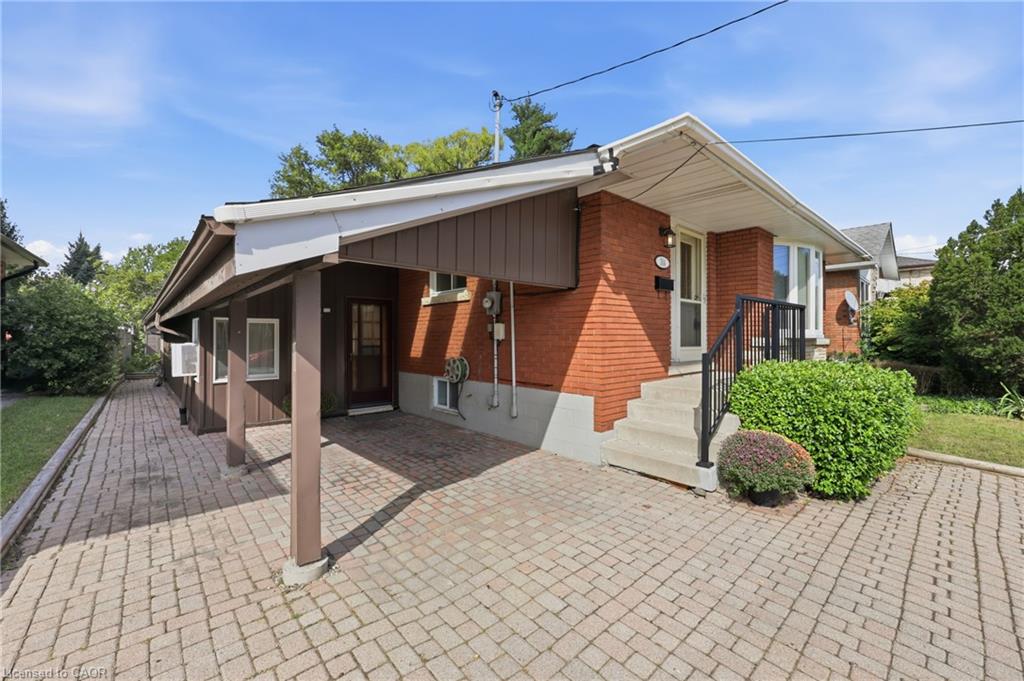 304 Whitney Avenue Property Photo 4