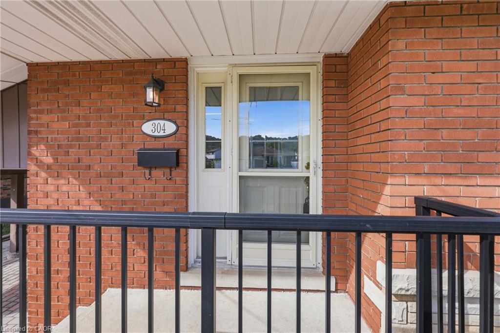 304 Whitney Avenue Property Photo 5
