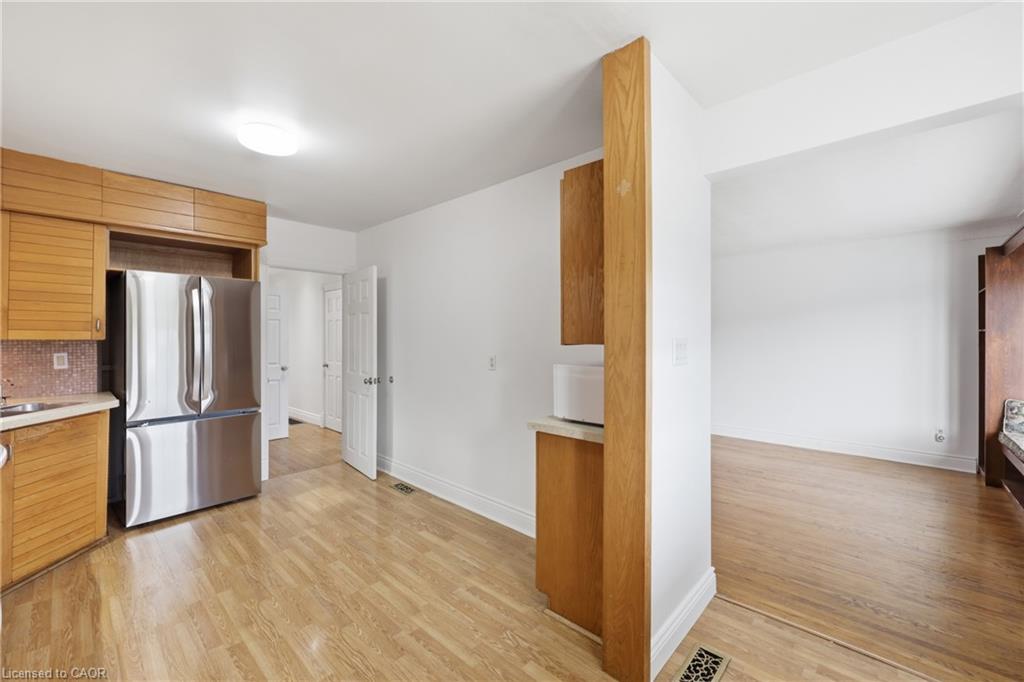 304 Whitney Avenue Property Photo 10