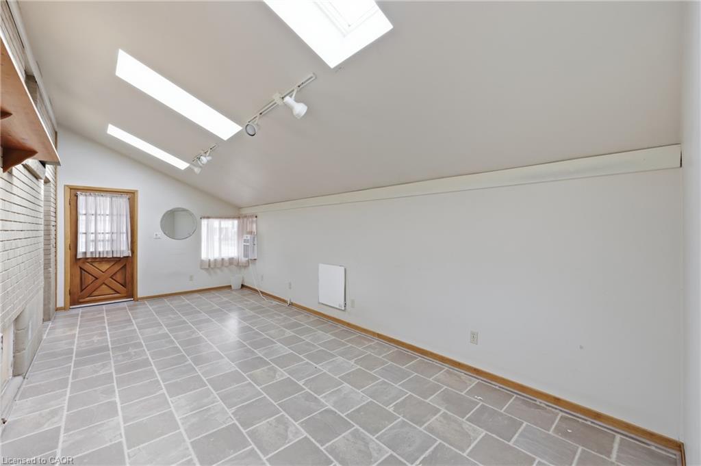 304 Whitney Avenue Property Photo 26