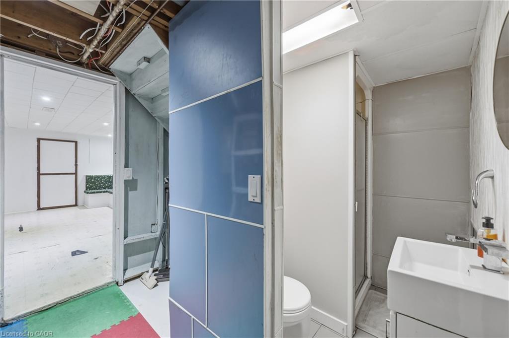 304 Whitney Avenue Property Photo 32