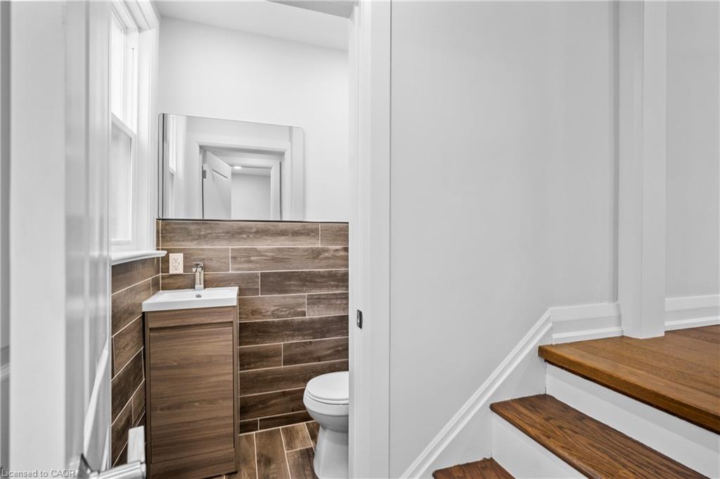 723 Hager Avenue Property Photo 19